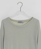 Gilmohi Layered U-Neck Long Sleeve Tee