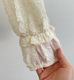 Lamang Frill Lace Puff Blouse
