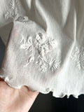 Blume Flower Embroidered Short Sleeve T-shirt