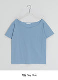 Yurimi One Off-Shoulder Loose Fit Tee