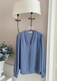 Mauve V-neck shirring blouse