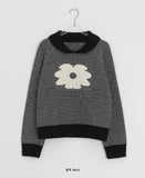 Penma Stripe Flower Collar Knit