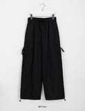 [BAONHAUS] Nylon Cargo Ribbon Bending Pants