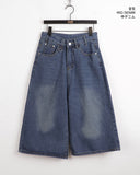 Mochel D-Ring Three Quarter Denim Bermuda Pants