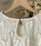 Heyri Flower Puff Short Sleeve Blouse
