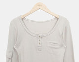 Muite U-Neck Pocket Long Sleeve T-Shirt
