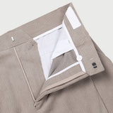 Deep corduroy one-tuck pants