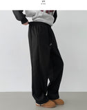 Two-Way Thick Brushed Lining Wide Jogger Cut Wide Banding Training Pants