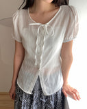 Pulleu Strap Punching Puff Blouse