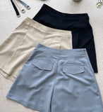 Dial Pin Tuck Shorts