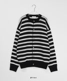 [unisex] Horiring Punching Stripe Over Cardigan