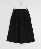 [unisex] Hiccup Rivet Banding Bermuda Pants
