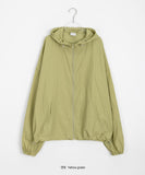 [unisex] Eiri Color Hood Over Wind jacket