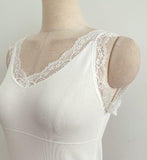 Mito V-neck Lace Sleeveless