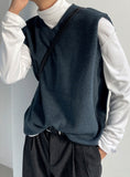 Hoko V-neck vest