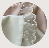 Moen frill lace blouse