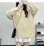 Cable V-neck Knit