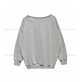 22 Cutting Off-Shoulder Sweatshirt