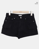 Zeku Low-Rise Cargo Shorts