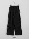 [unisex] Menky banding nylon string track parachute pants