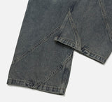 Quarty twisted incision denim