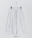 Larsen Summer Pintuck Banding Bermuda Pants
