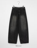 Komei Washing Peach Fuzz Balloon Wide Denim Pants