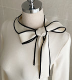 Remine Line Ribbon Tie Knit