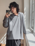 Resin diagonal zipper hoodie