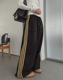 Solid track line two-way training pants