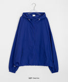 [unisex] Eiri Color Hood Over Wind jacket