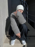 Snow brush short beanie