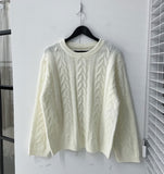 Boucle detail knit