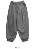 Two-tuck Balloon Jogger Pants