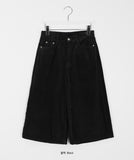 Kinshaw Corduroy Bermuda Pants