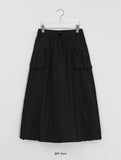 Mokoli Nylon Cargo Long Skirt