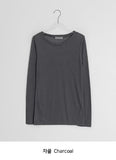 Gilmohi Layered U-Neck Long Sleeve Tee