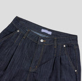 Friendly two-tuck wide denim pants