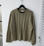 Boucle detail knit
