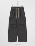 [unisex] Hoita banding string carpender parachute wide cotton pants