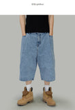 One-tuck Bermuda denim pants