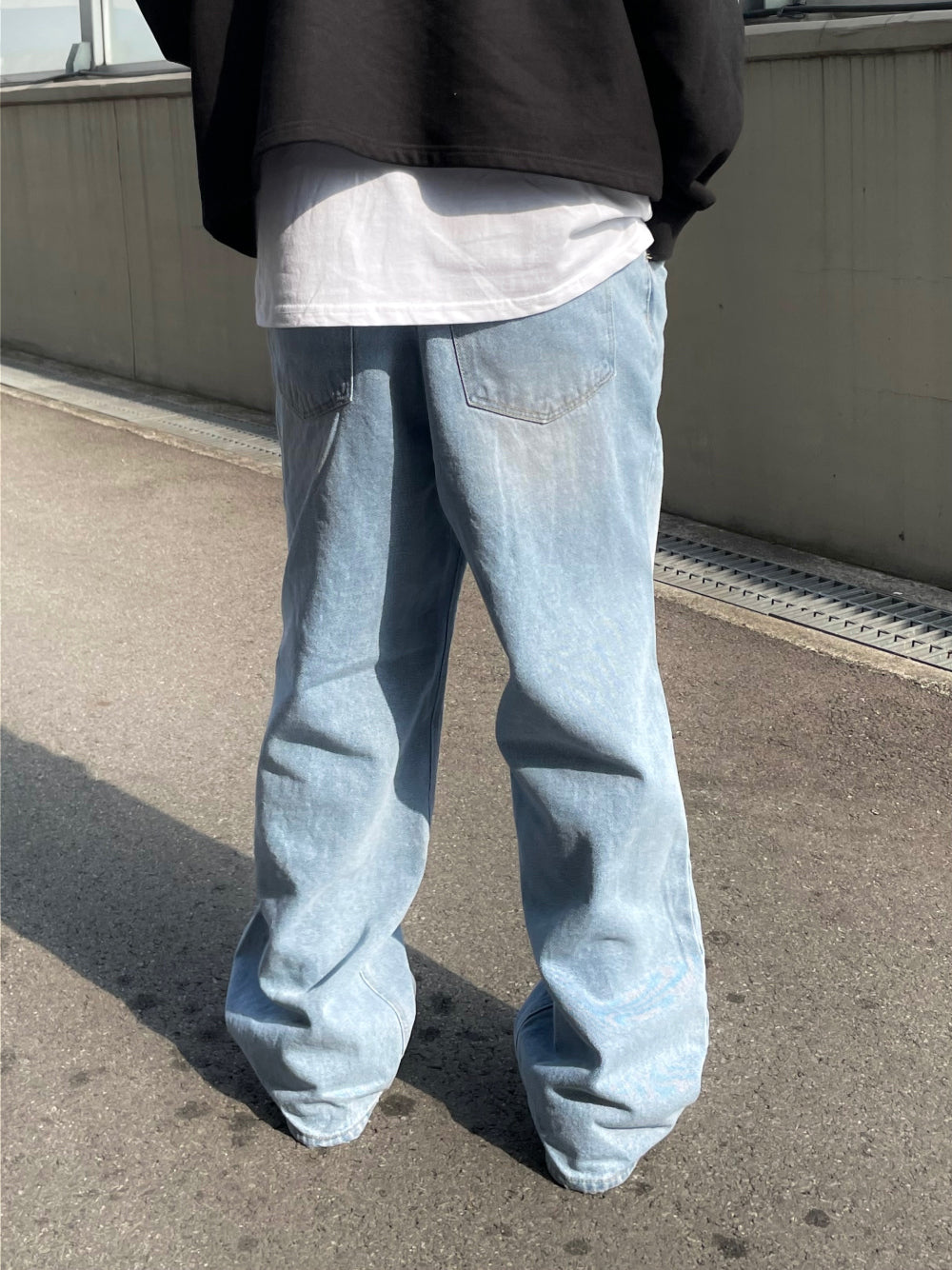 【DISCERNMENT】Daily Light Blue Denim Jeans DISCERNMENT】Daily Light Blue Denim Jeans (DISCERNMENT