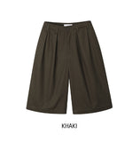 Stool side deep tuck chino pants