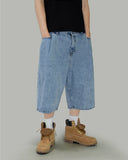 One-tuck Bermuda denim pants