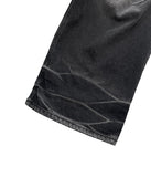 KNEE LINE BRUSH DENIM