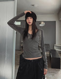 Melt button pocket U-neck hood