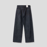 Friendly two-tuck wide denim pants