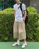 Chilmu Two-Tuck Bermuda Pants