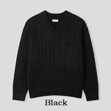 Rich cable V-neck knitwear
