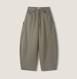 Cottie Flip Back Pocket Curved Cotton Pants